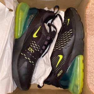 Nike Air Max 270